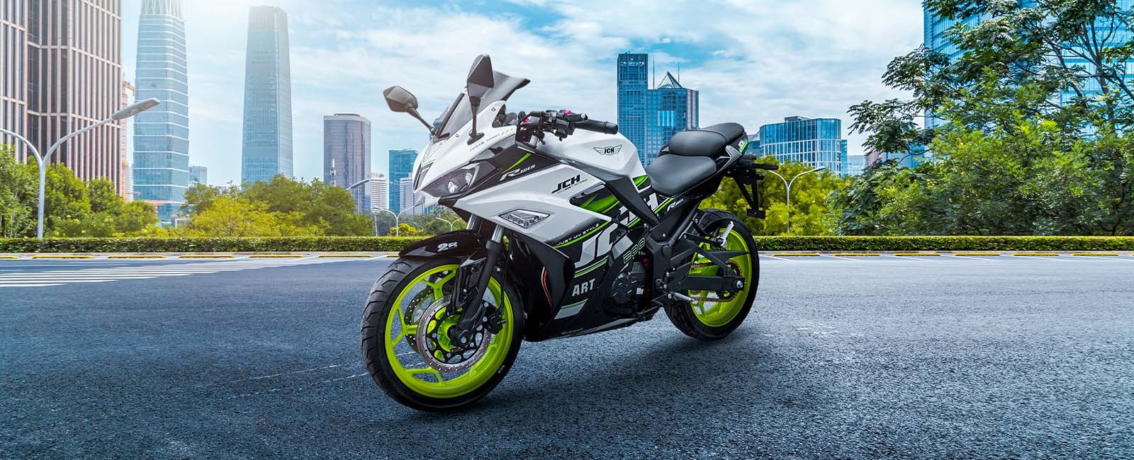 Moto pistera Ryder 200 en la pista